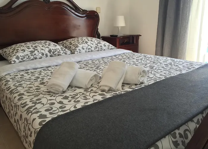 Granada Holidays São Martinho do Porto